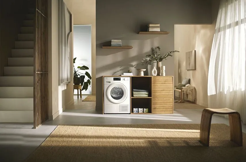 Сушильная машина MIELE TSD643WP LOWE