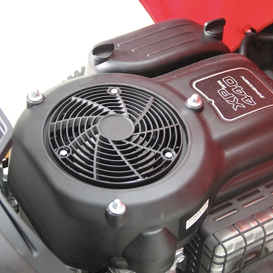 Газонокосилка с сиденьем EVOLINE TRG84CH