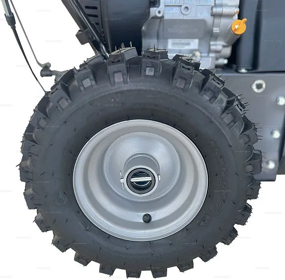 Снегоуборщик EVOLINE SBG 700 LE