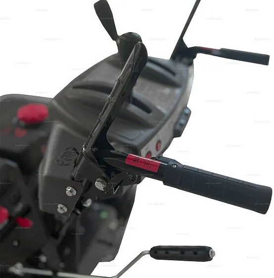 Снегоуборщик EVOLINE SBG 700 LE