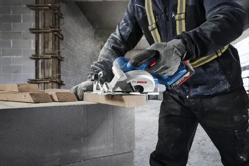 Циркулярная пила BOSCH GKS 18V-51 06019M3122