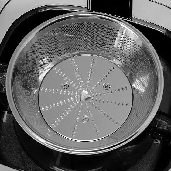 Соковыжималка VITEK VT-1600 (MC) стальной/черный