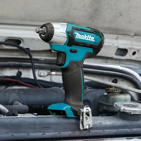 Гайковерт аккумуляторный Makita TW140DZ