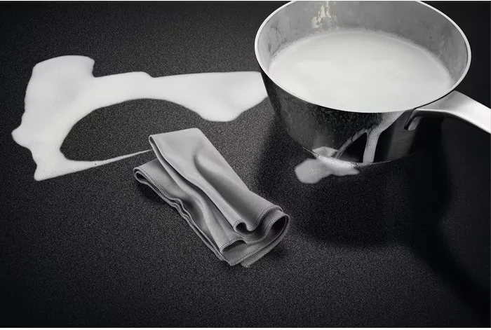 Варочная поверхность AEG TH84CC23CZ