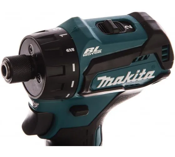 Шуруповерт Makita DDF083Z