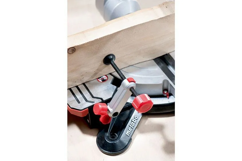 Пила торцовочная Metabo KGSV 216 M 619261000