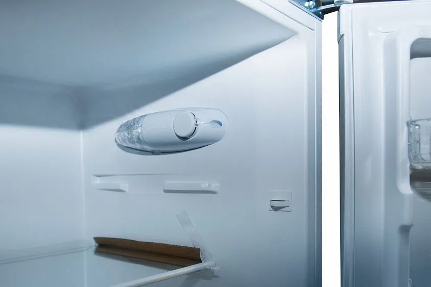 Холодильник NEKO RNT 143 W