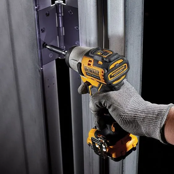Шуруповерт DeWalt DCF801D2